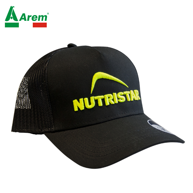 Personalizzazioni perfette per cappellini baseball con visiera.